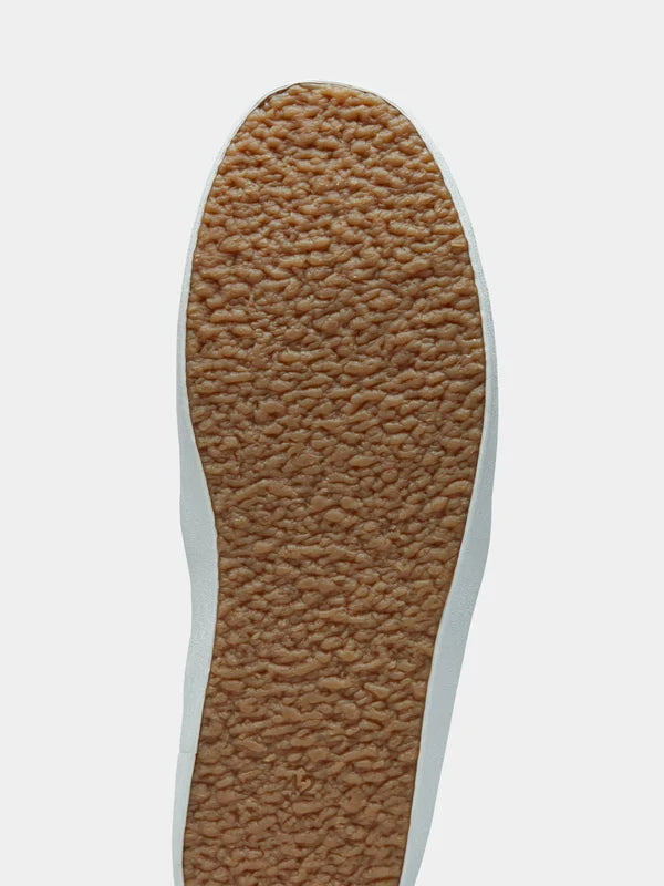 Izomi 11A Slip On Sneaker